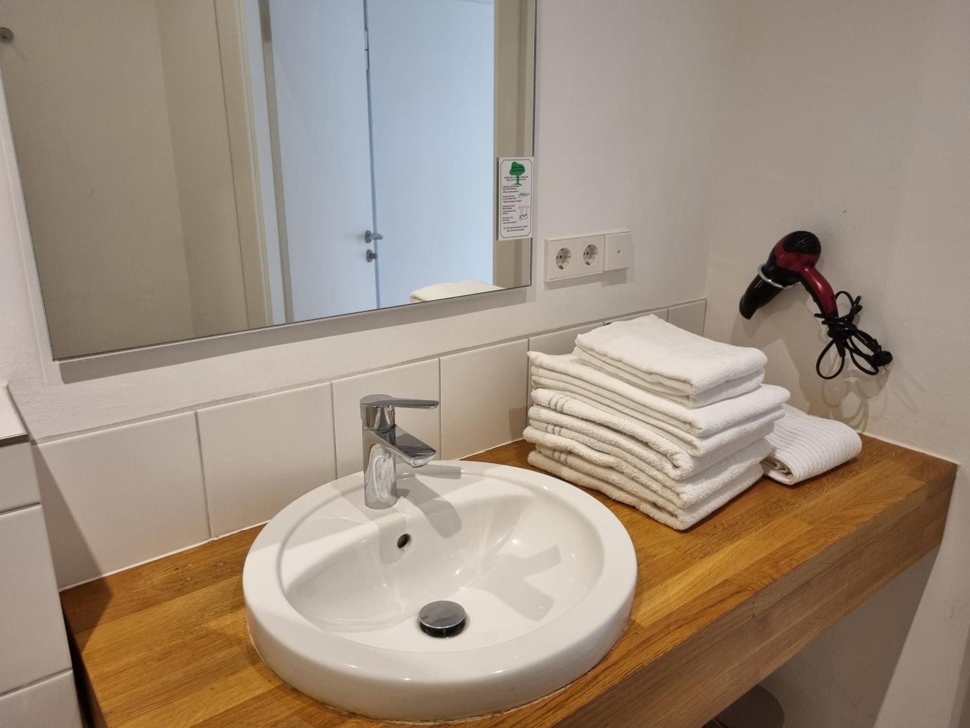 Bms Balance - Natur, Entspannung, King Size Bett, Free Parking, Top Lage, Netflix Wolfsburg Exterior foto